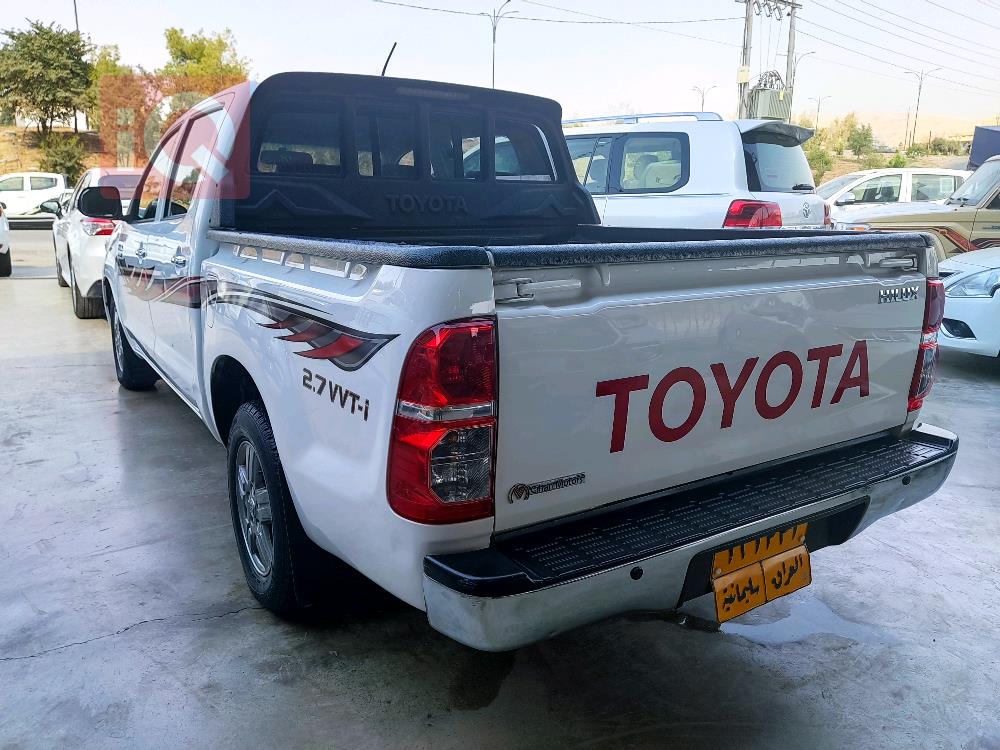 تۆیۆتا هایلۆکس